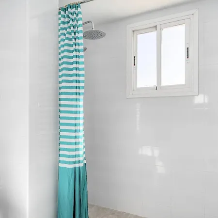 דירה Lovely Penthouse In Old Town By Costarentals - Ref 166 פואנגירולה