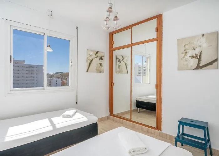 Lovely Penthouse In Old Town By Costarentals - Ref 166 Апартаменти