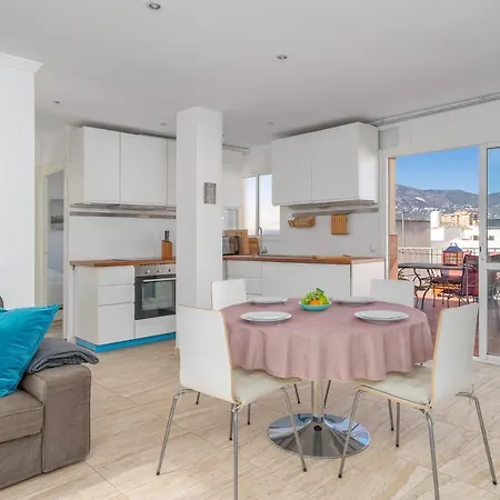 Apartament Lovely Penthouse In Old Town By Costarentals - Ref 166 *